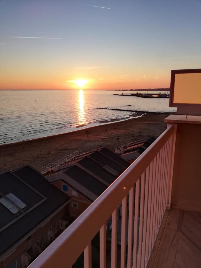 La Terrazza Sul Tirreno Apartment Nettuno Exterior photo